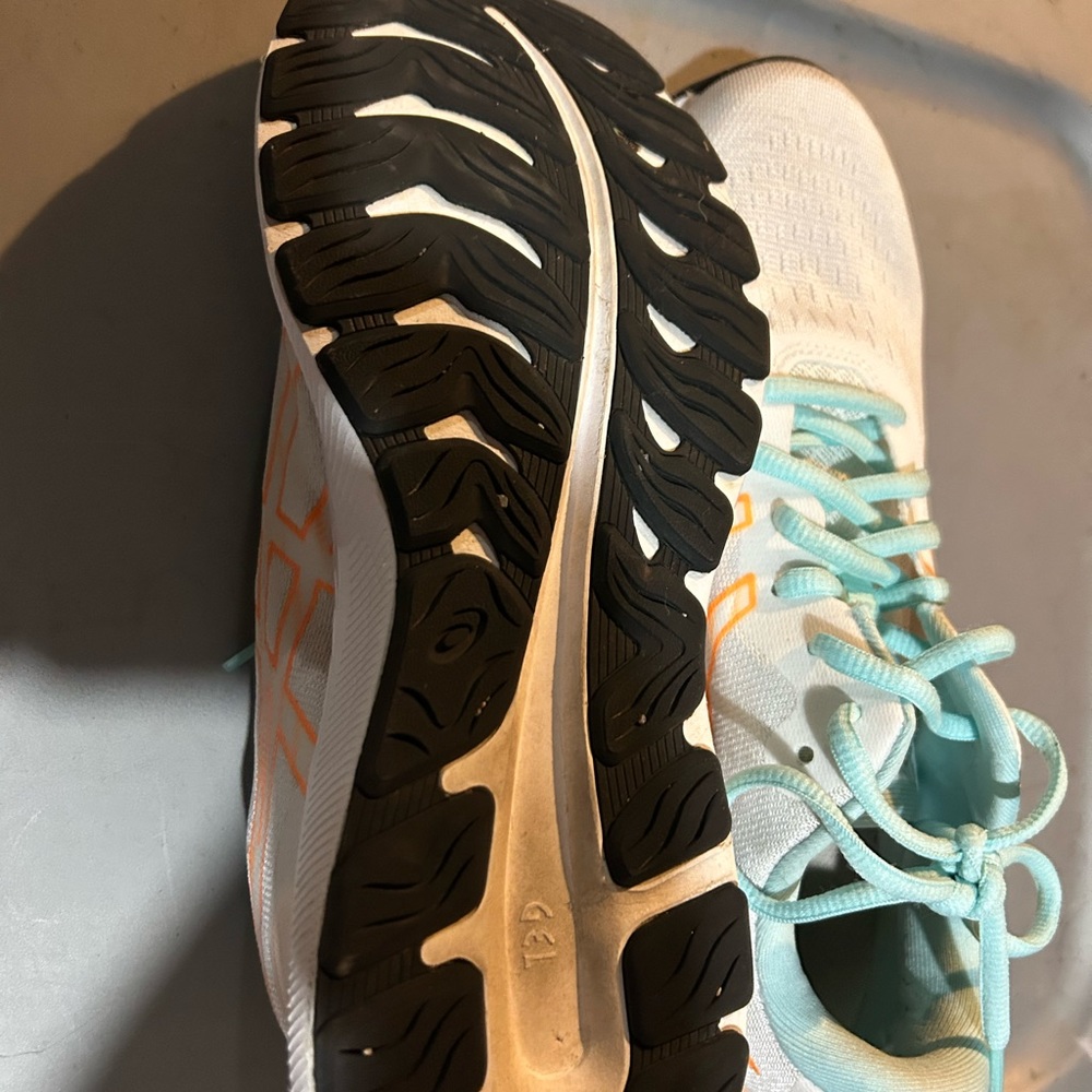 ASICS tennis shoes worn one time